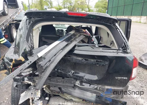 2014 Jeep Compass Limited z USA, uszkodzony, nr VIN 1C4NJDCB3ED852186